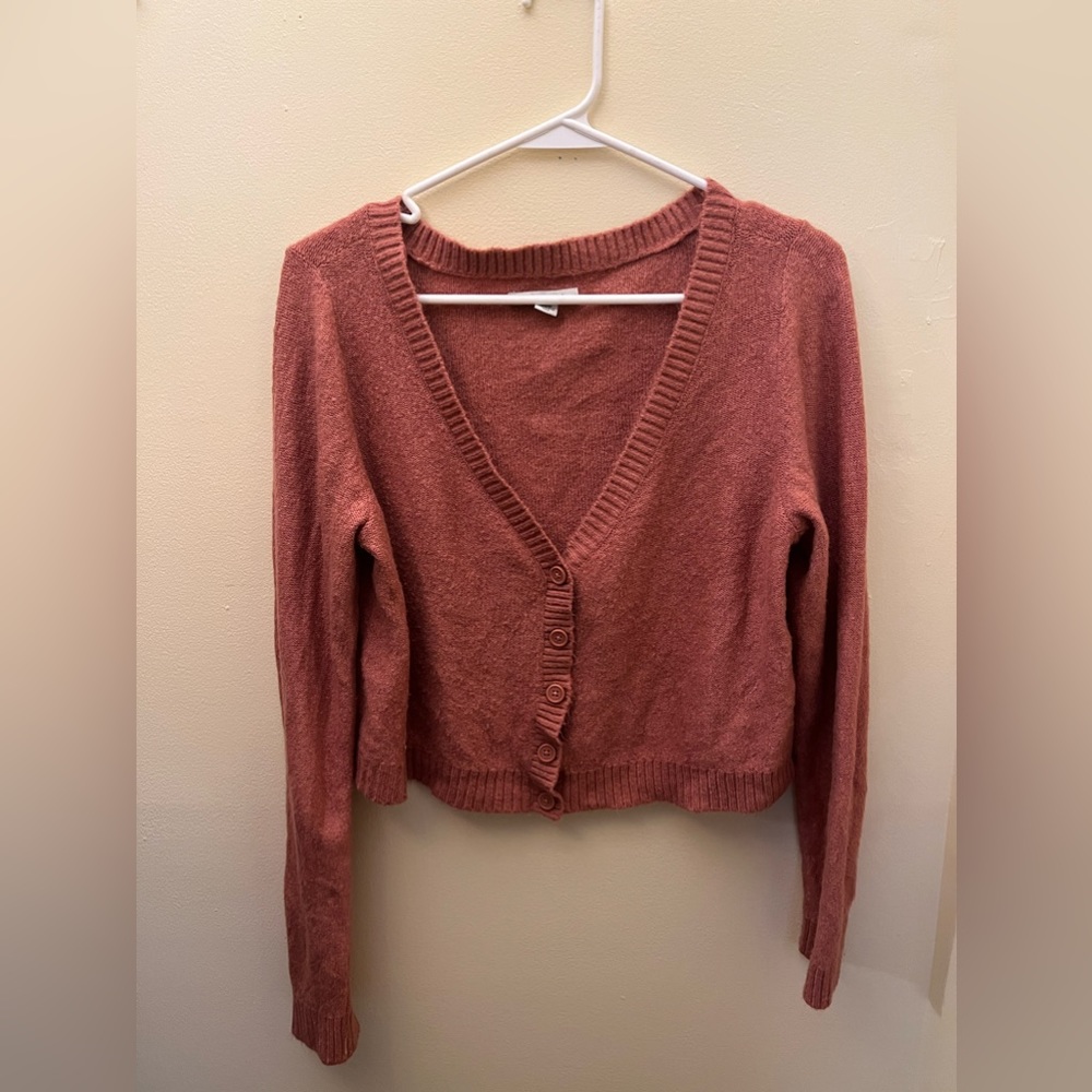 American Eagle Cropped Sweater